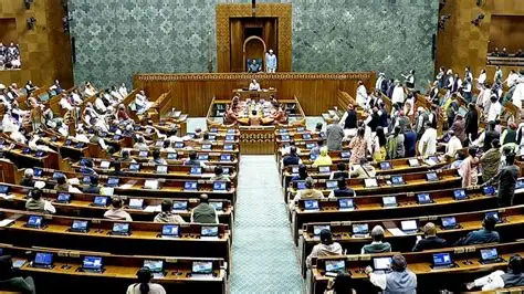 पेपर लीक : 10 साल की जेल, 10 करोड़ जुर्माना, पुराने कानून से कितना अलग है मोदी सरकार का नया बिल ?